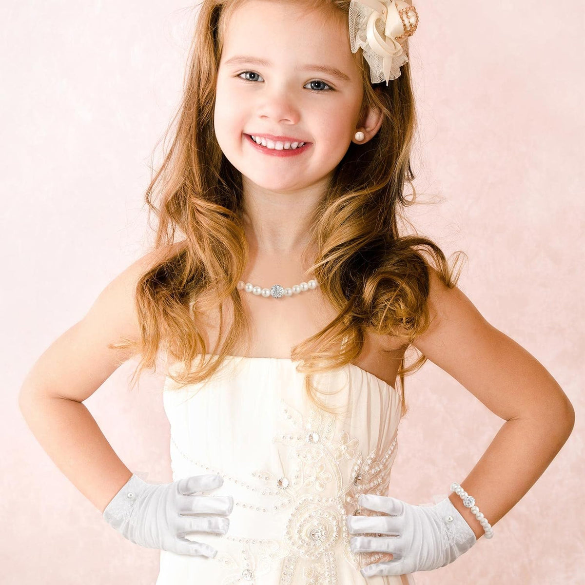 Geyoga 4 Pcs Pearl Necklace Set for Little Girls Toddler Girls Jewelry Communion Gloves for Kids Christmas Tea Party Wedding